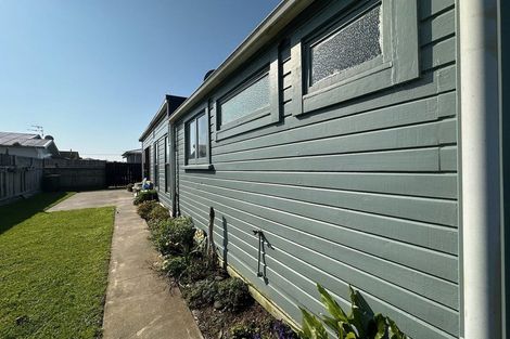 Photo of property in 104 Centennial Avenue, Waitara, 4320