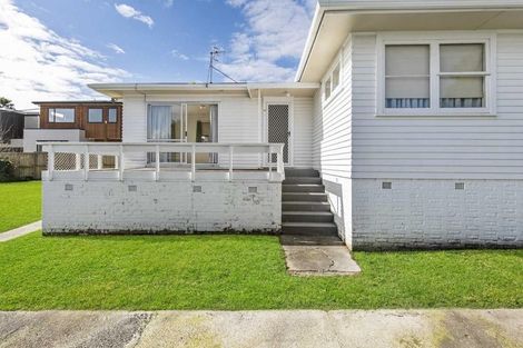 Photo of property in 10 Pax Avenue, Forrest Hill, Auckland, 0620