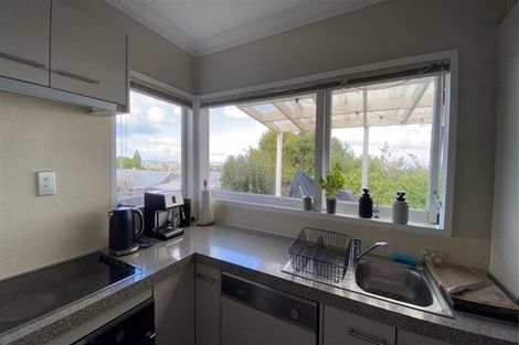 Photo of property in 73a Target Road, Totara Vale, Auckland, 0629
