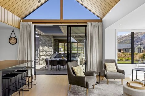 Photo of property in 9 Harvest Lane, Arrowtown, 9371