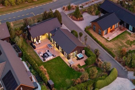 Photo of property in 6 Jacks Point Rise, Jacks Point, Queenstown, 9371
