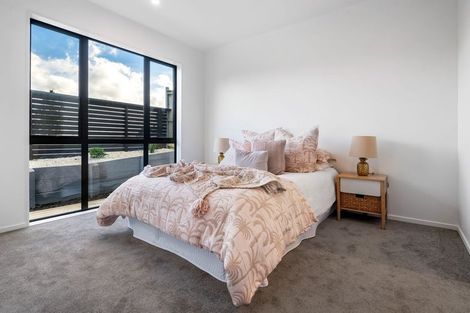 Photo of property in 25 Baumea Rise, Massey, Auckland, 0614