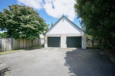Photo of property in 19 Randell Place, Te Puke, 3119