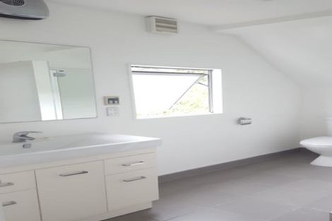 Photo of property in 12u5 Agra Crescent, Khandallah, Wellington, 6035