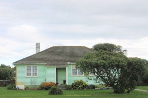 Photo of property in 66 Cook Street, Foxton, 4814