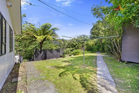 Photo of property in 40 Logie Street, Stokes Valley, Lower Hutt, 5019