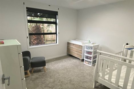 Photo of property in 3d Honeyfield Drive, Whalers Gate, New Plymouth, 4310