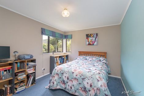 Photo of property in 18 Crestview Grove, Belmont, Lower Hutt, 5010