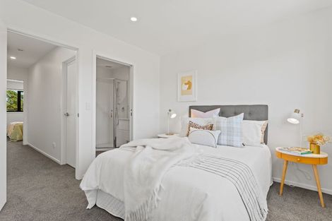 Photo of property in 2/28 Westgate Drive, Westgate, Auckland, 0614