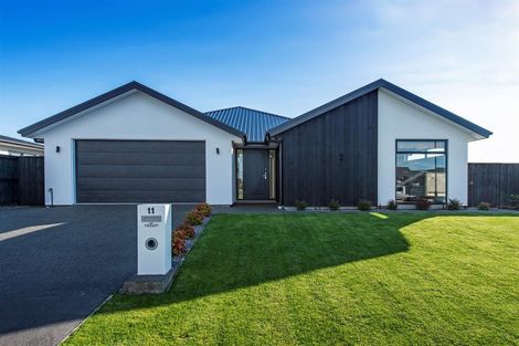 Photo of property in 11 Tulett Park Drive, Casebrook, Christchurch, 8051