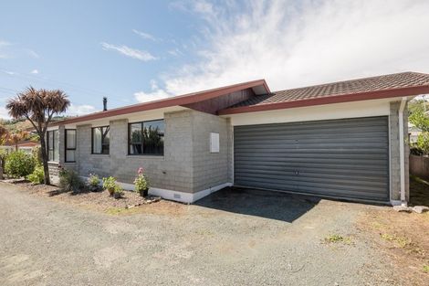 Photo of property in 14 Maitland Avenue, Stoke, Nelson, 7011