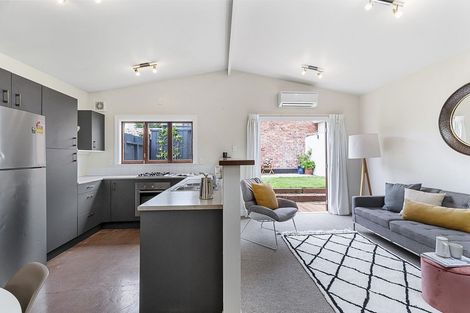 Photo of property in 14 Emmett Street, Newtown, Wellington, 6021