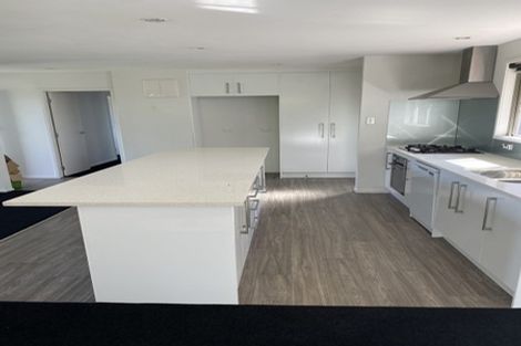 Photo of property in 27 Gerontius Glade, Torbay, Auckland, 0630