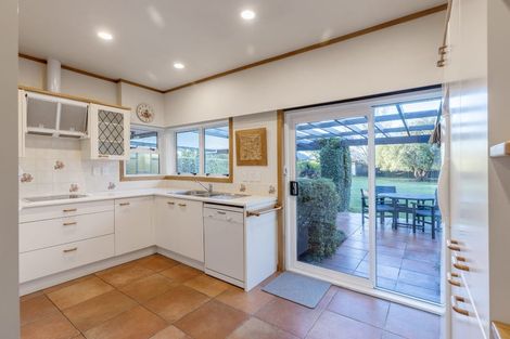 Photo of property in 11 Gaisford Terrace, Waipukurau, 4200