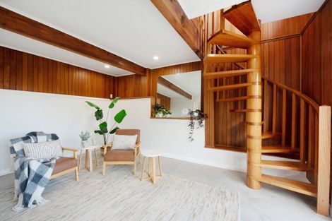 Photo of property in 79 Salford Street, Newlands, Wellington, 6037