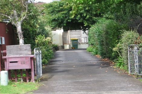 Photo of property in 15 Hedge Row, Sunnyhills, Auckland, 2010