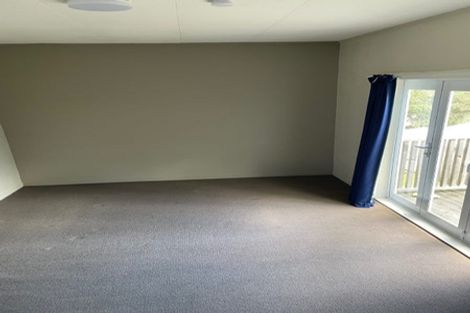 Photo of property in 23 Totara Street, Eastbourne, Lower Hutt, 5013