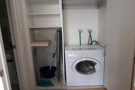 Photo of property in Sanctum Apartments, 34/10a Ebor Street, Te Aro, Wellington, 6011
