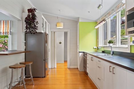 Photo of property in 23 Cressy Terrace, Lyttelton, 8082