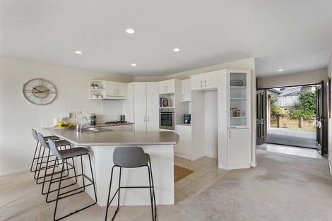 Photo of property in 59 Grovenor Drive, Orewa, 0931