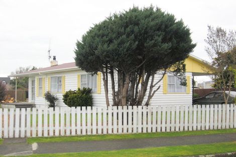 Photo of property in 14 Charles Street, Levin, 5510
