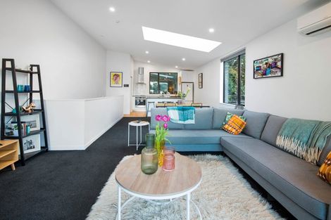 Photo of property in 18u1 Oriental Terrace, Oriental Bay, Wellington, 6011