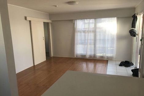 Photo of property in 2/8 James Road, Manurewa, Auckland, 2102