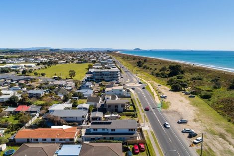 Photo of property in 912a Papamoa Beach Road, Papamoa Beach, Papamoa, 3118