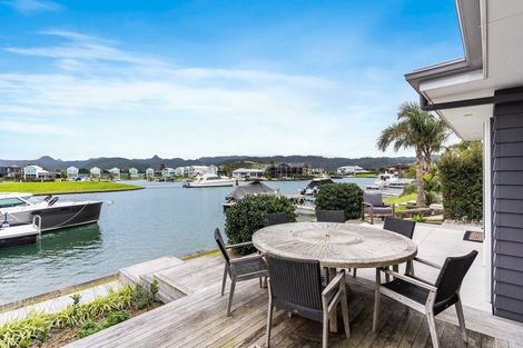 Photo of property in 129 Motu Grande, Pauanui, Hikuai, 3579