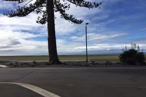 Photo of property in 4/541 Marine Parade, Napier South, Napier, 4110