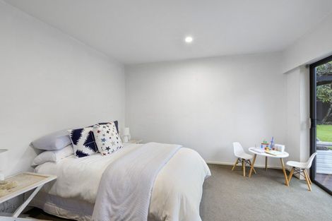 Photo of property in 35 Corfe Street, Ilam, Christchurch, 8041