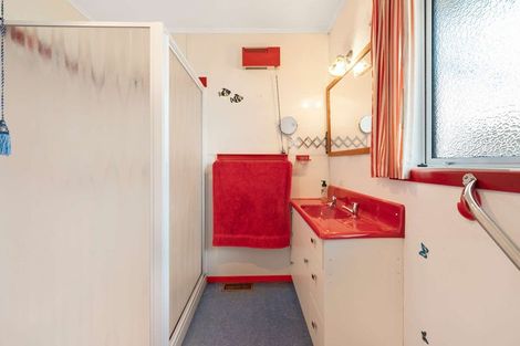 Photo of property in 44 Wentworth Street, East Gore, Gore, 9710