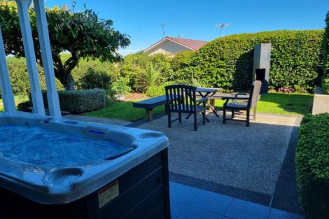 Photo of property in 12 Matai Place, Balclutha, 9230