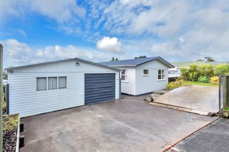 Photo of property in 20 Riserra Drive, Ranui, Auckland, 0612