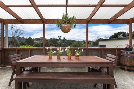 Photo of property in 451 Ararimu Valley Road, Helensville, Waimauku, 0882