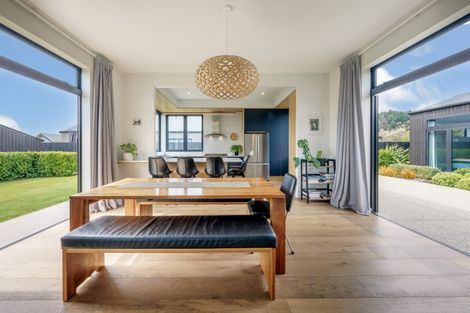 Photo of property in 3 Courthill Lane, Wanaka, 9305