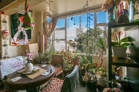 Photo of property in 2/184 Powderham Street, New Plymouth, 4310