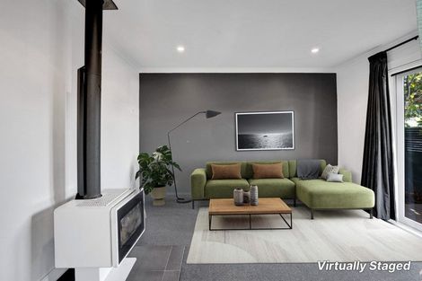 Photo of property in 16 Weymouth Street, New Plymouth, 4310