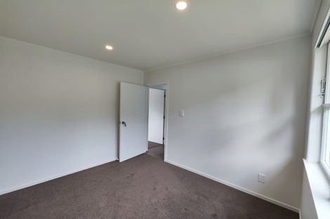 Photo of property in 11 Coletta Lane, Te Atatu South, Auckland, 0610