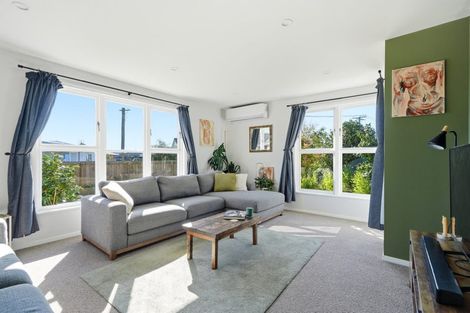 Photo of property in 6 Paddington Street, Northcote, Christchurch, 8052