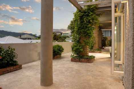 Photo of property in Hamilton Flats, 9u1 Hawker Street, Mount Victoria, Wellington, 6011