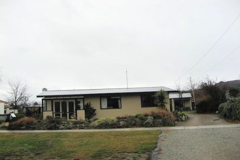 Photo of property in 79 Fache Street, Clyde, 9330