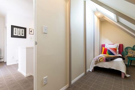 Photo of property in 23a Hyndhope Road, Kennedys Bush, Christchurch, 8025