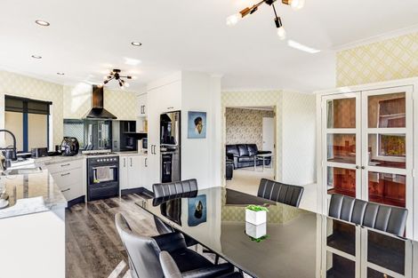 Photo of property in 46 Greenfield Drive, Western Heights, Hamilton, 3200