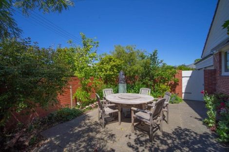 Photo of property in 15 Allister Avenue, Merivale, Christchurch, 8014