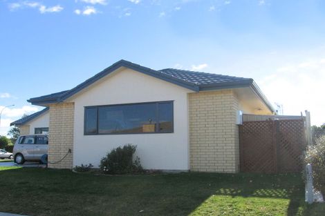 Photo of property in 1 Blythfield Place, Taradale, Napier, 4112