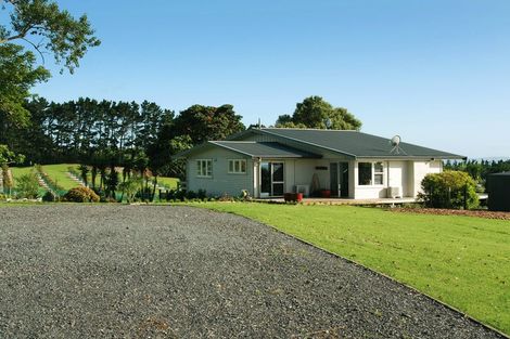Photo of property in 79 Fuller Road, South Head, Helensville, 0874