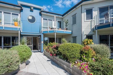 Photo of property in 4-u10 Seaview Road, Paraparaumu Beach, Paraparaumu, 5032