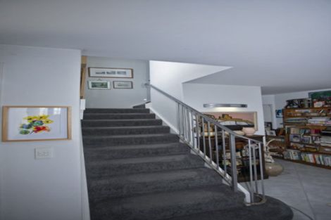 Photo of property in 203 Marine Parade, Mount Maunganui, 3116