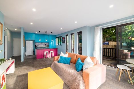 Photo of property in 23 Main Road, Redcliffs, Christchurch, 8081